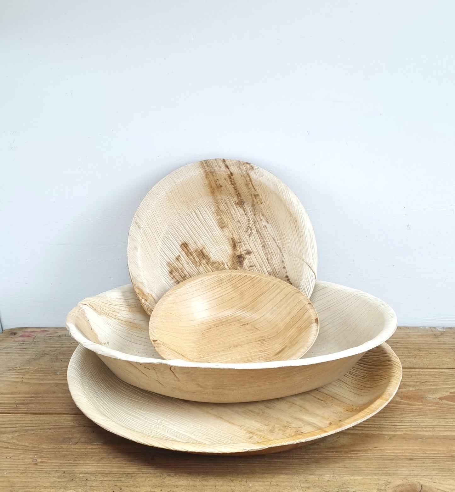 Palm leaf picnic ware