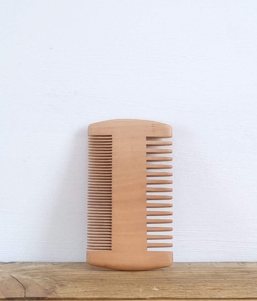Beard comb