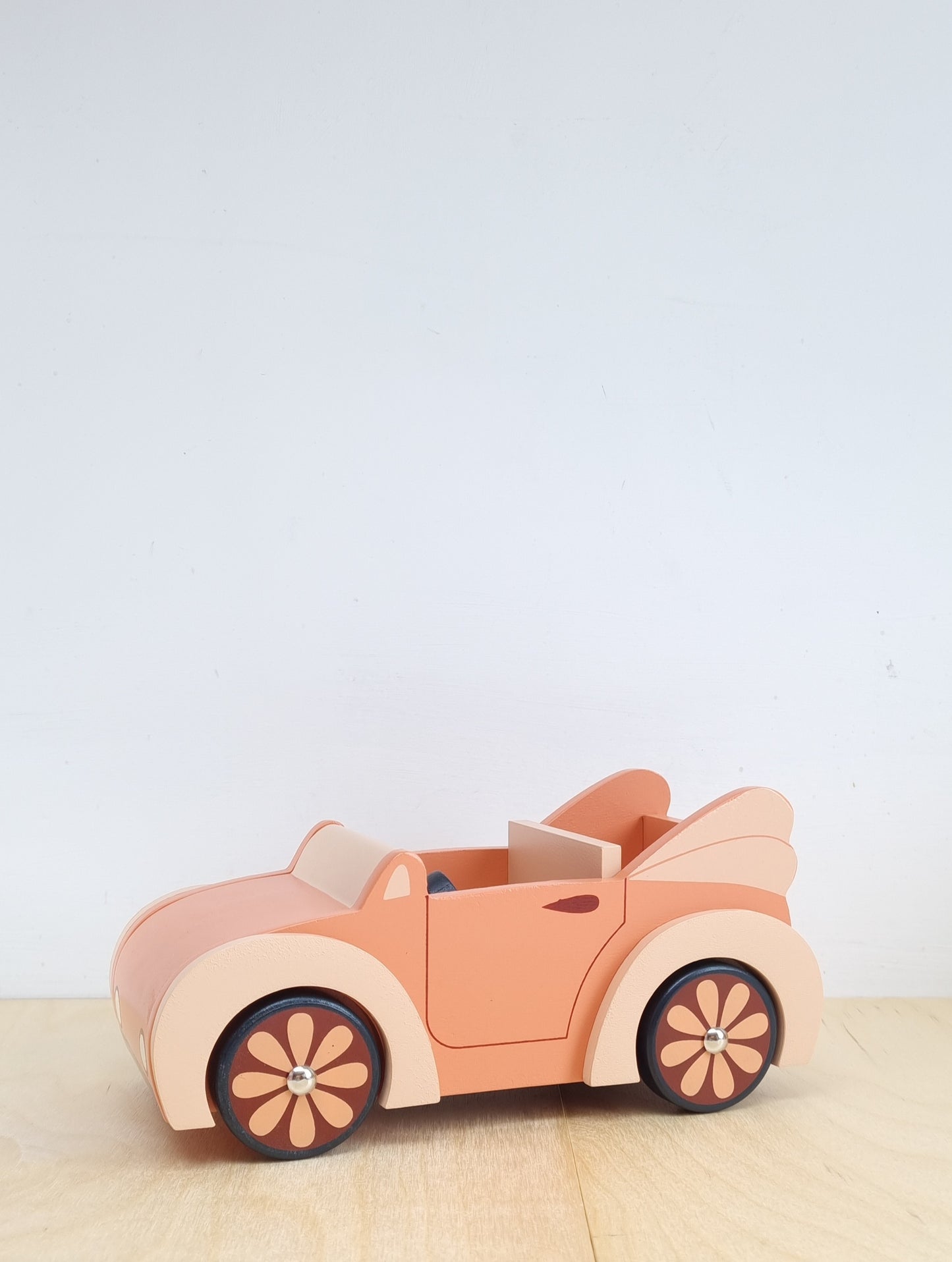 Dolls house car