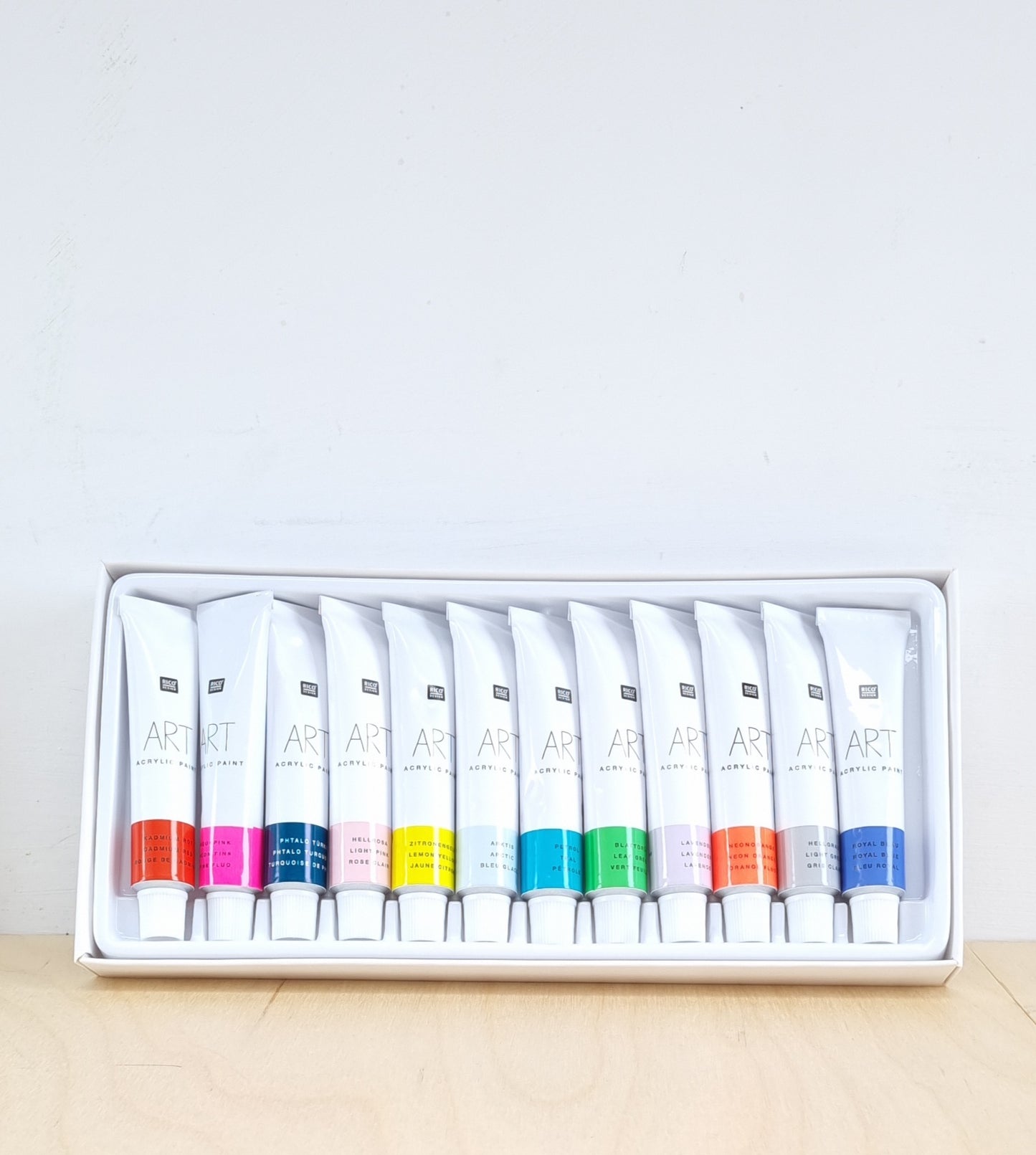 12 acrylic paint tubes