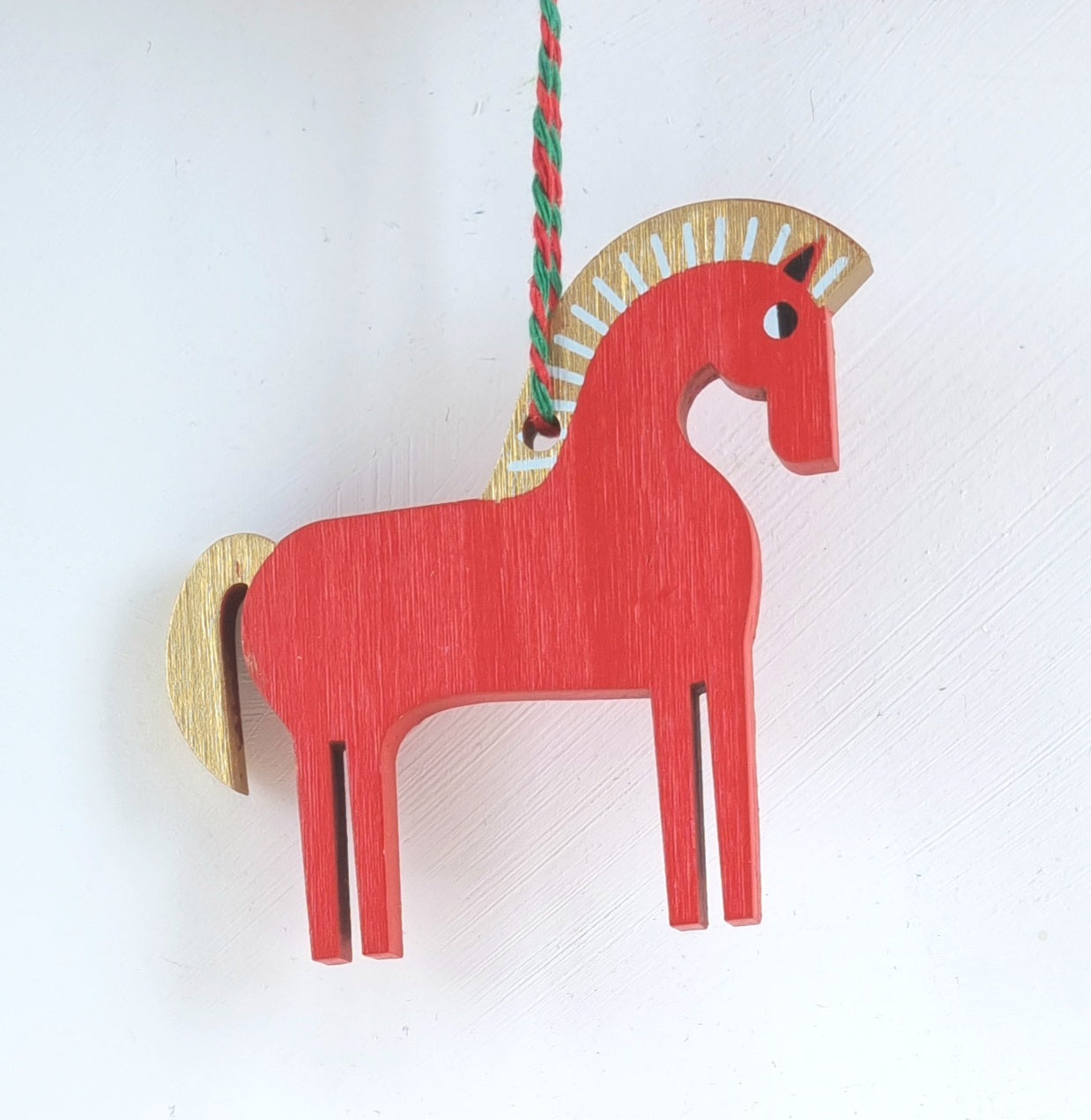 Wooden silhouette horse decoration