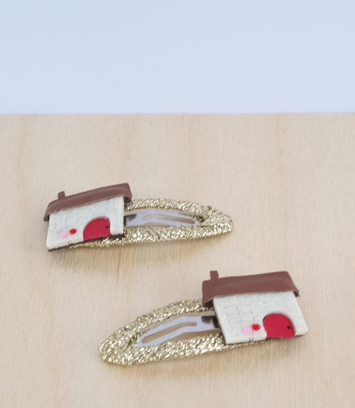 Hair clips