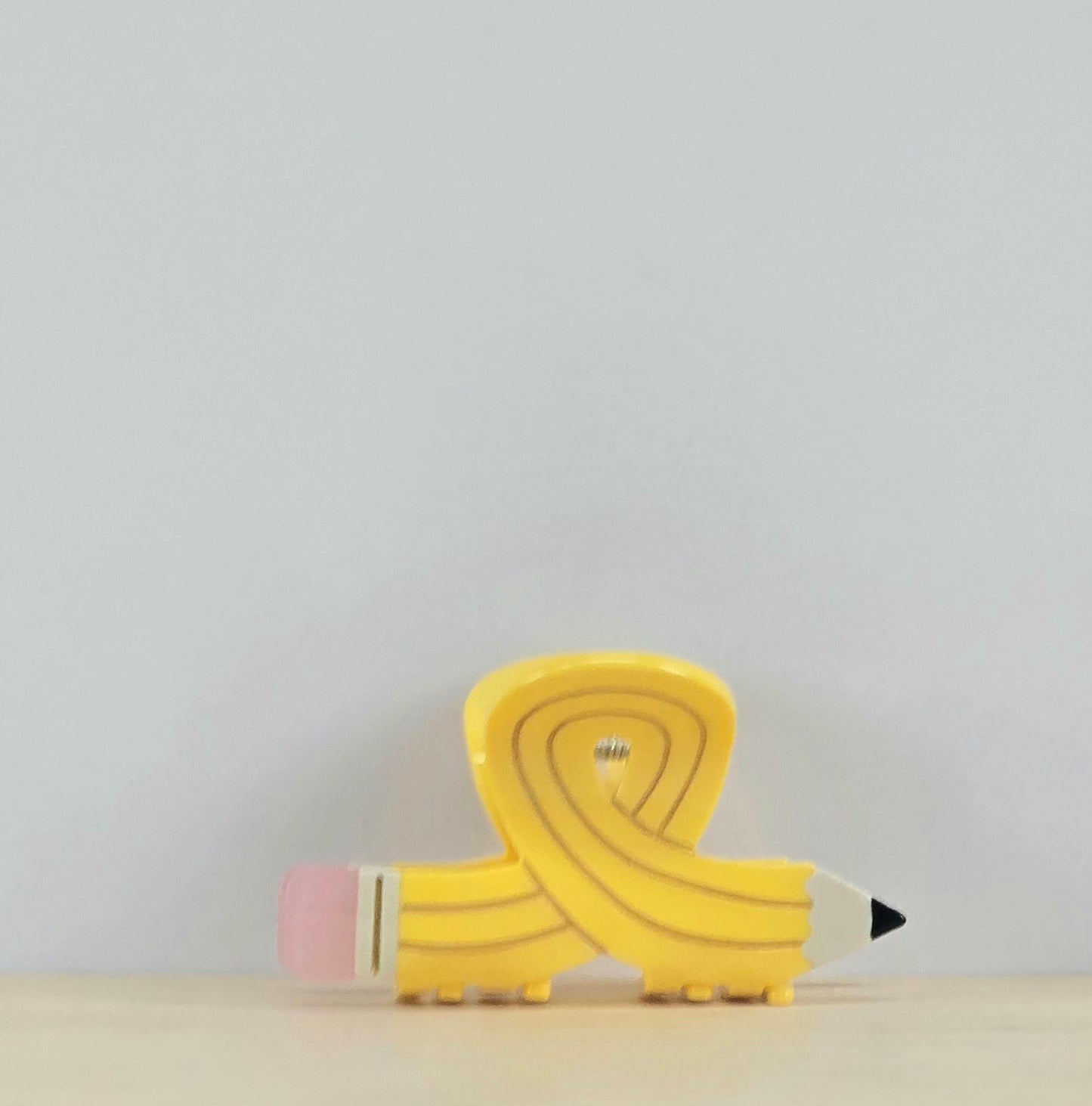 Pencil bulldog clip