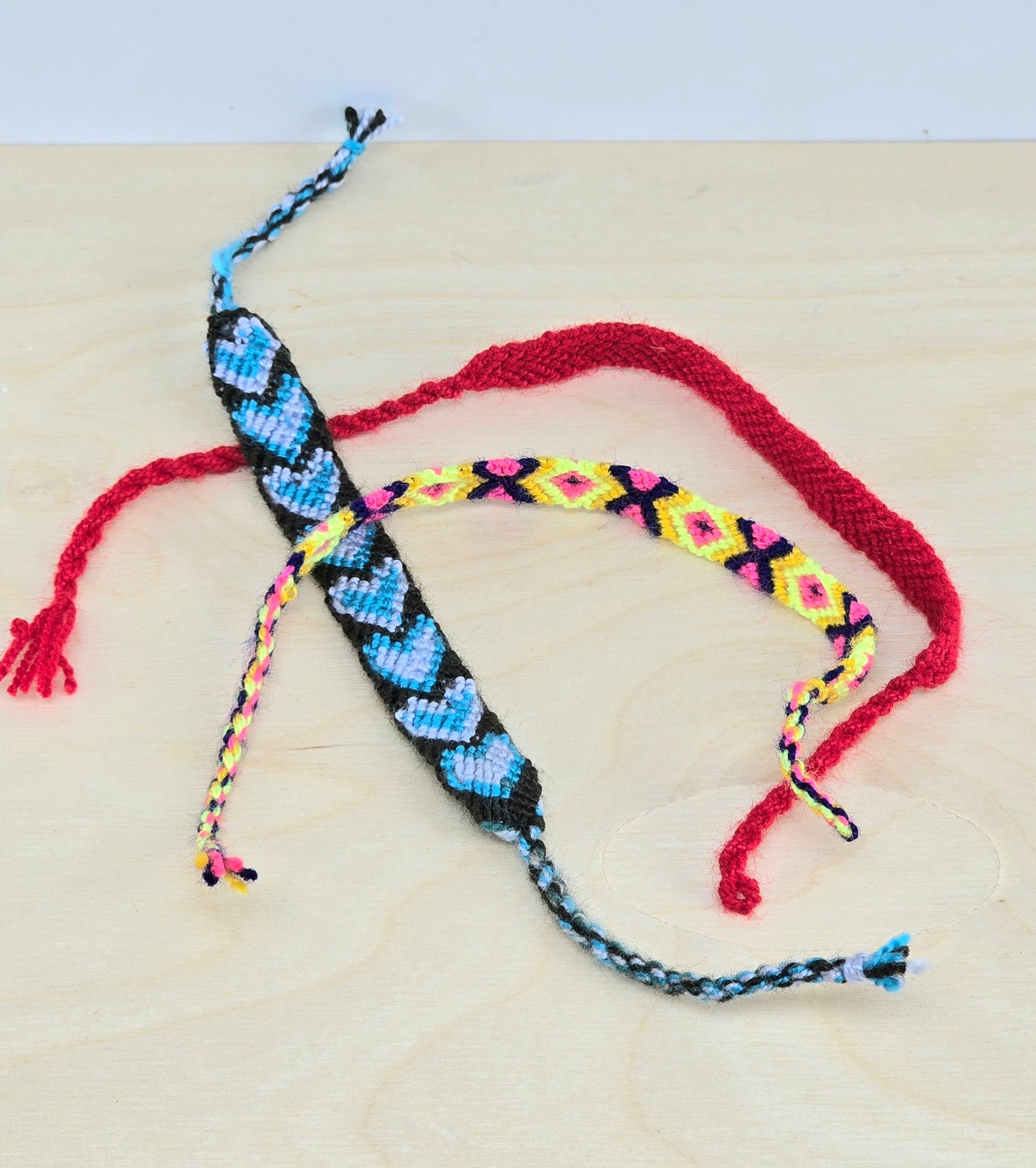 Random friendship bracelet