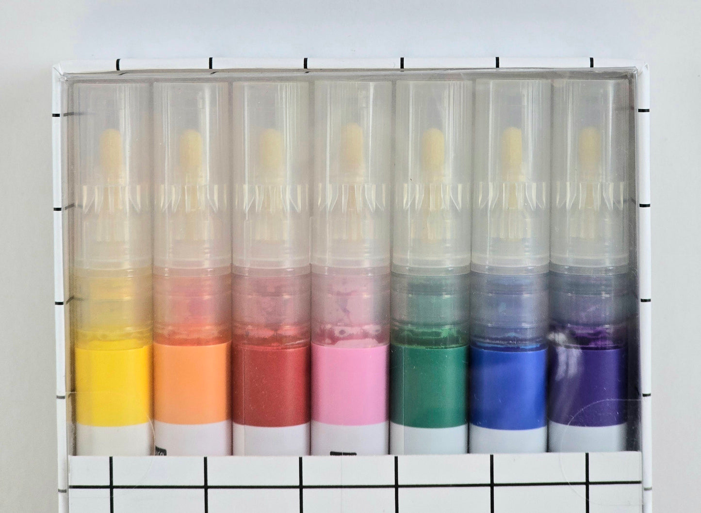 Acrylic paint markers