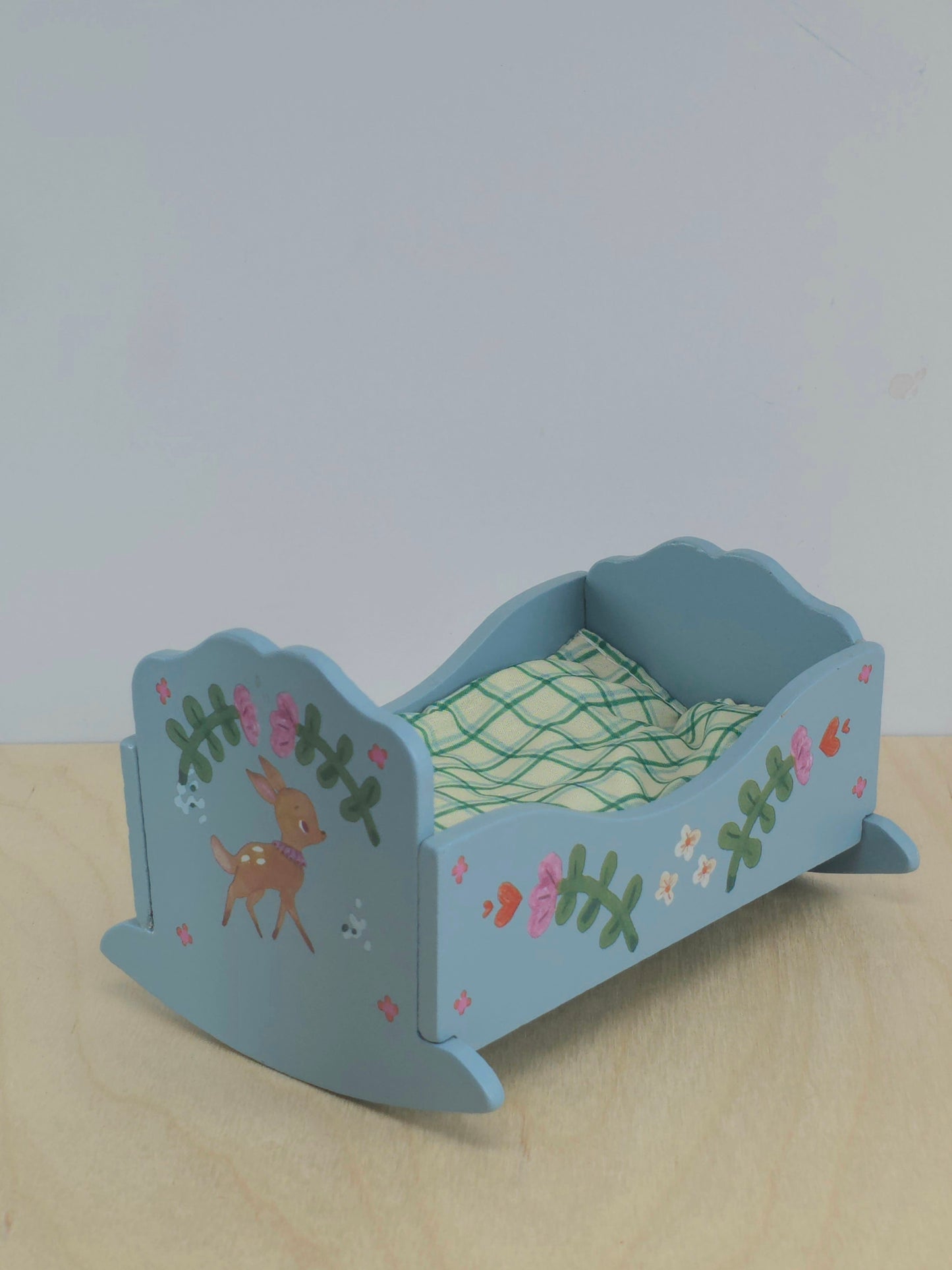 Wooden painted crib