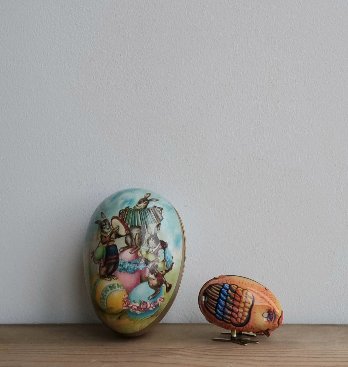 Pecking chick in an egg