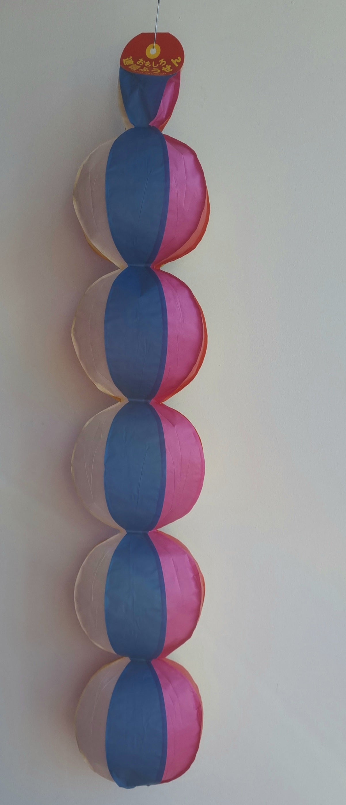 String paper balloon