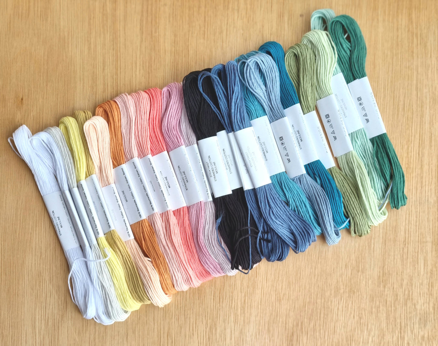 24 colours stranded cotton set