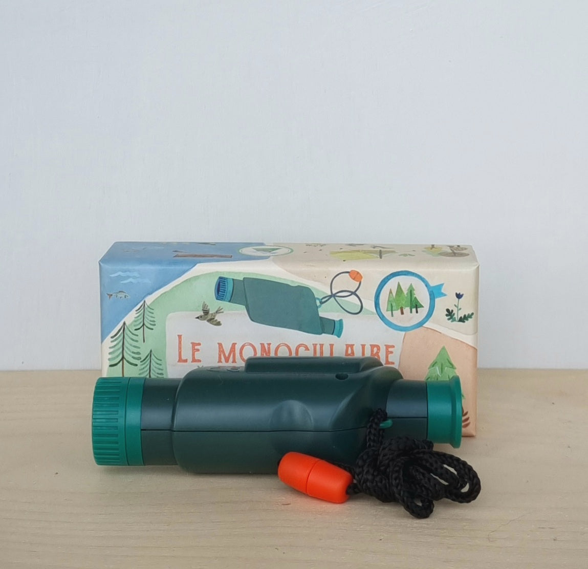 Monocular