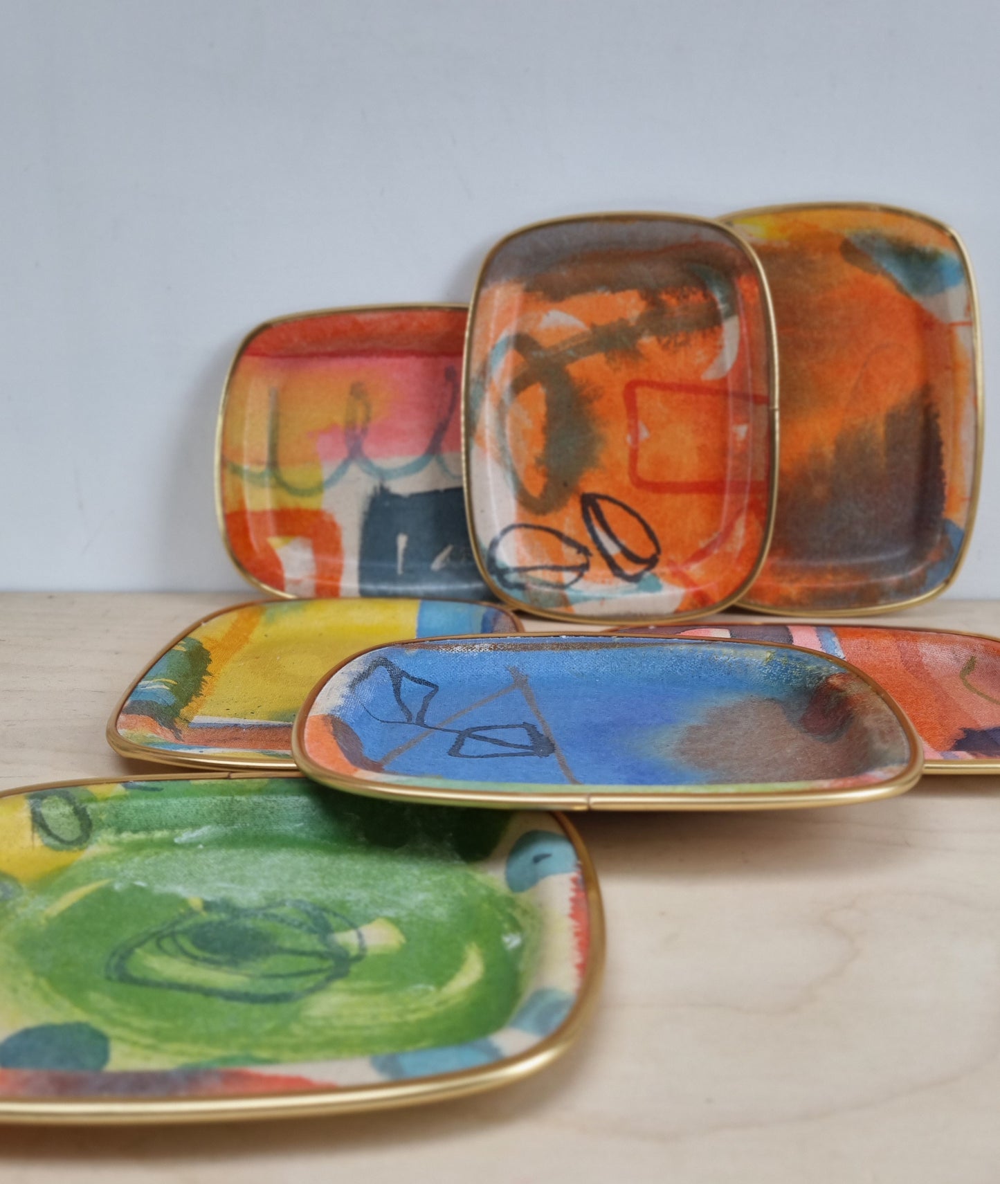 Mini art tray