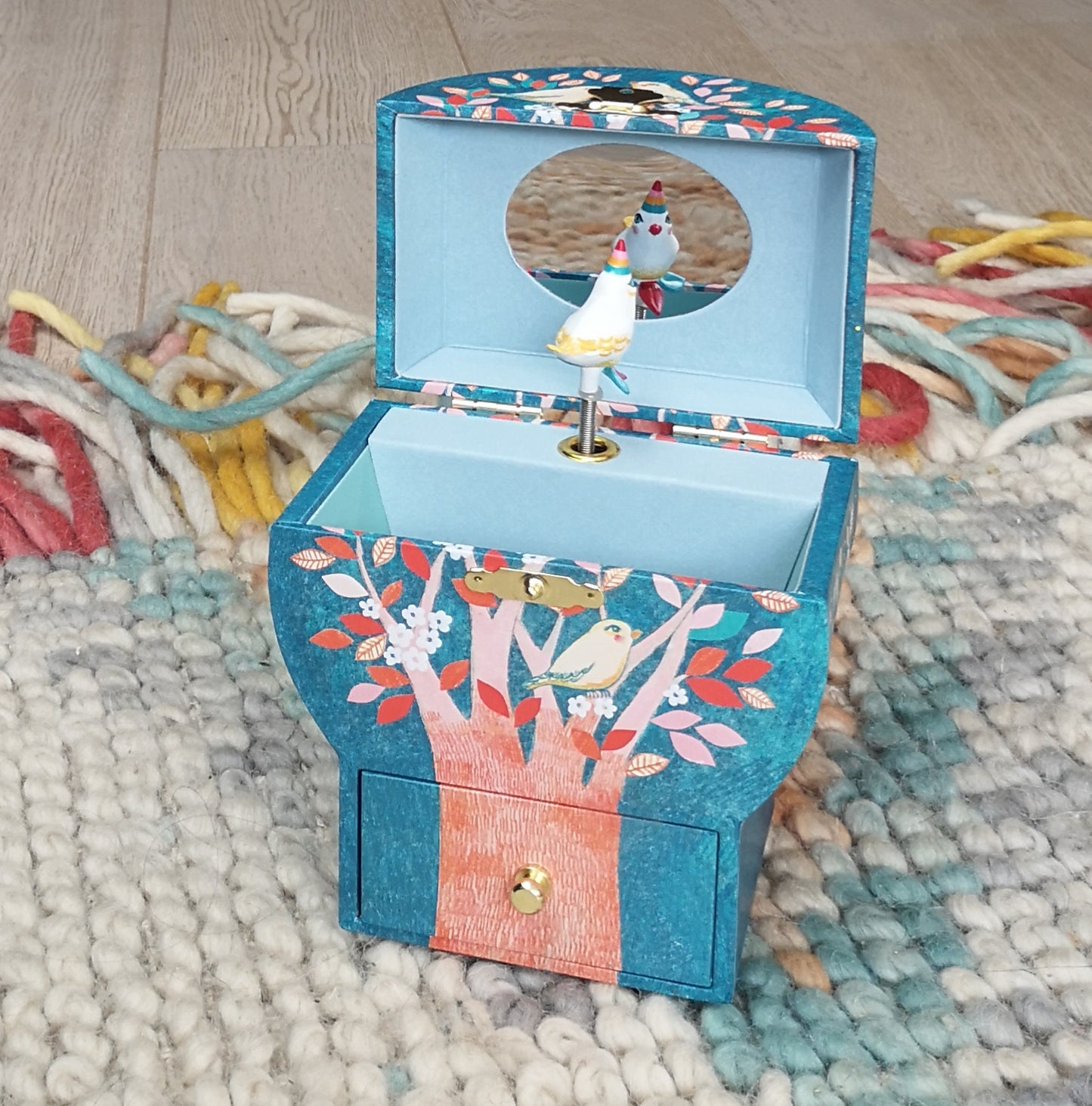 Bird in a tree musical box
