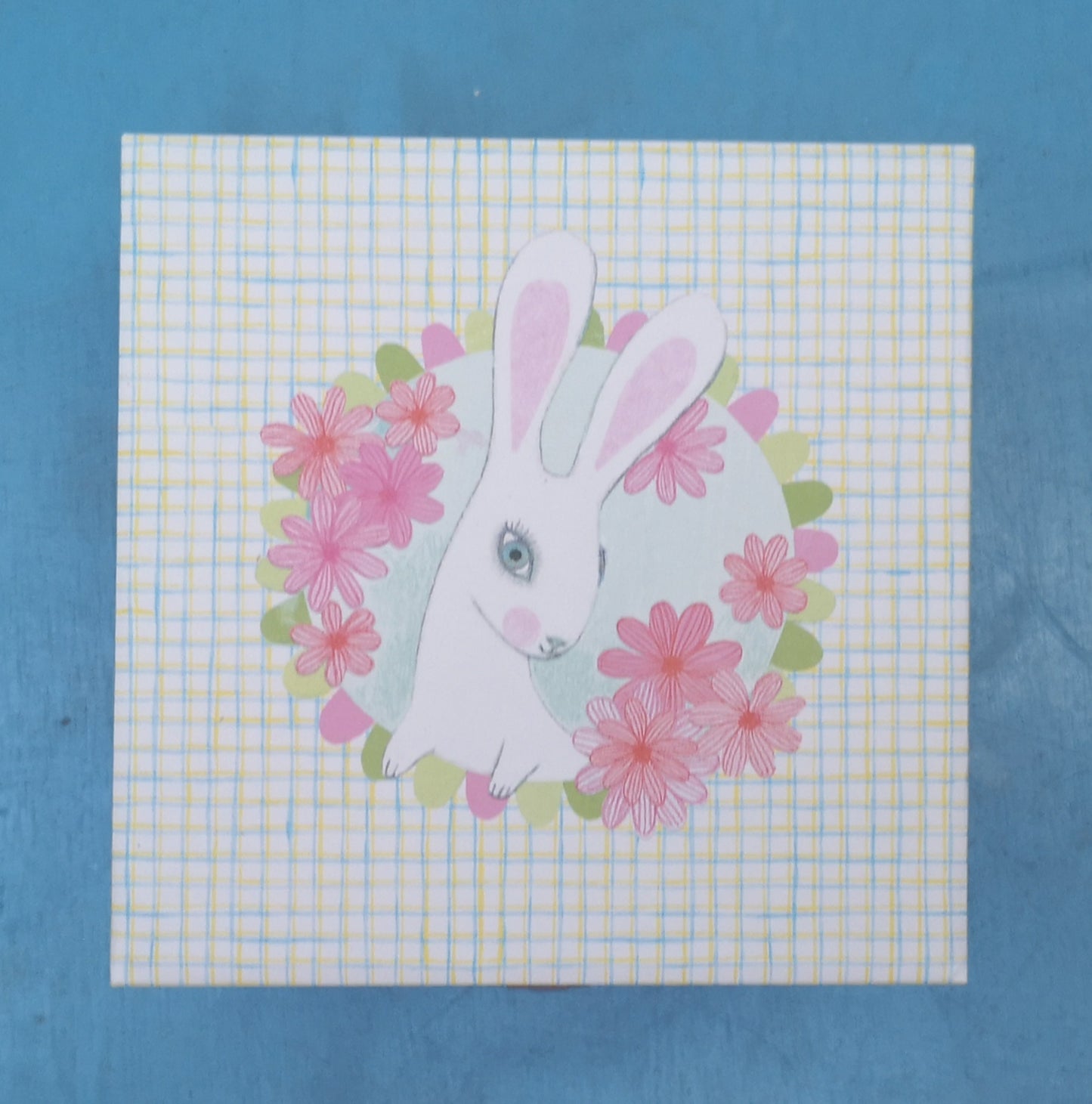 Rabbit music box
