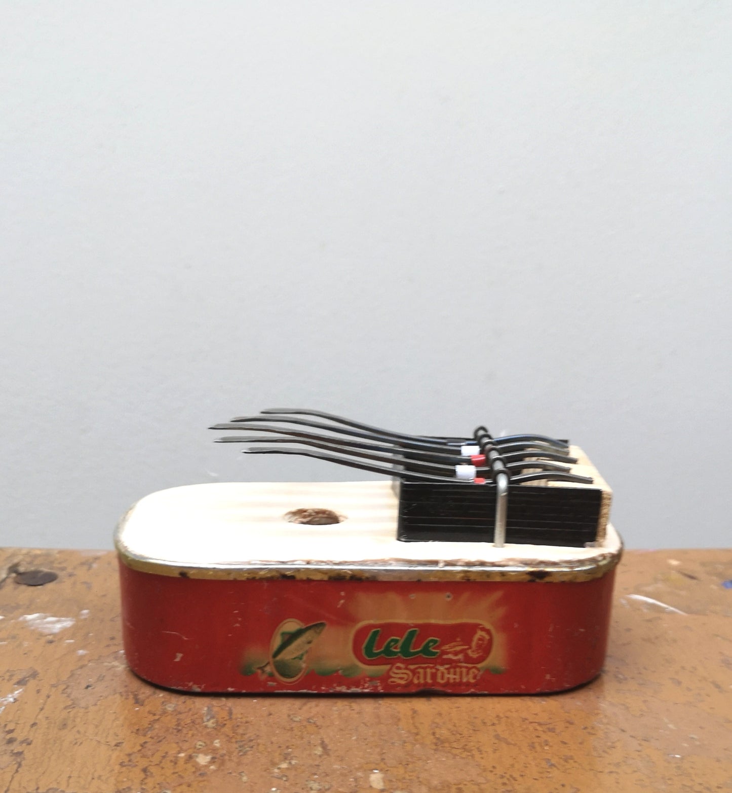Recycled kalimba