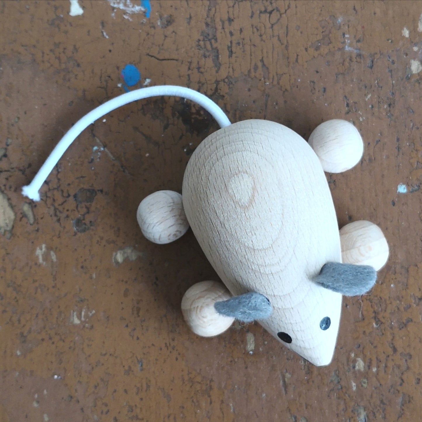 Wooden mouse
