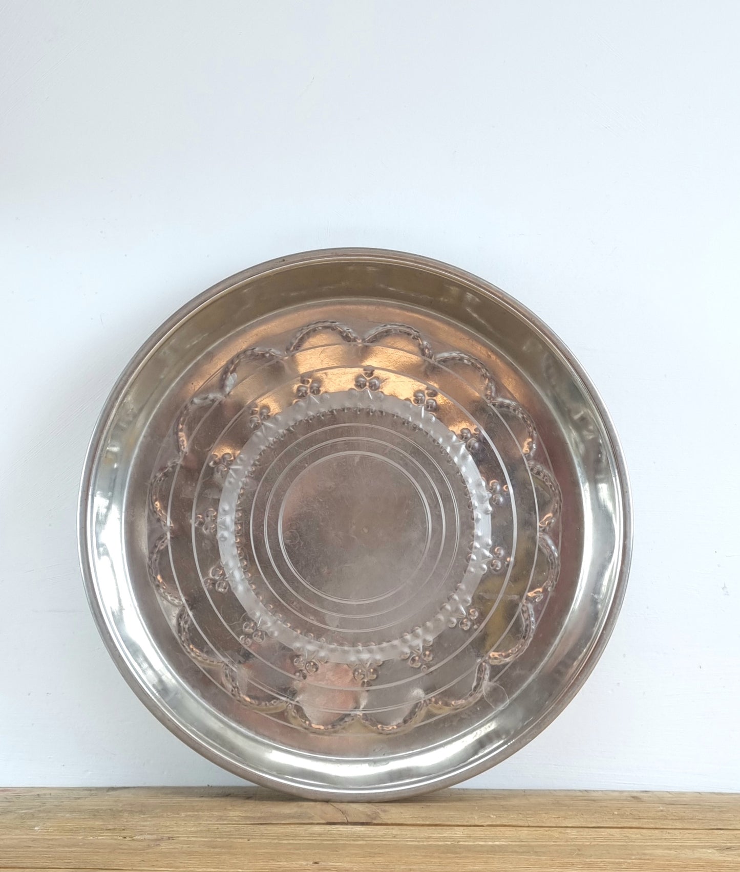 Stainless steel cake tray