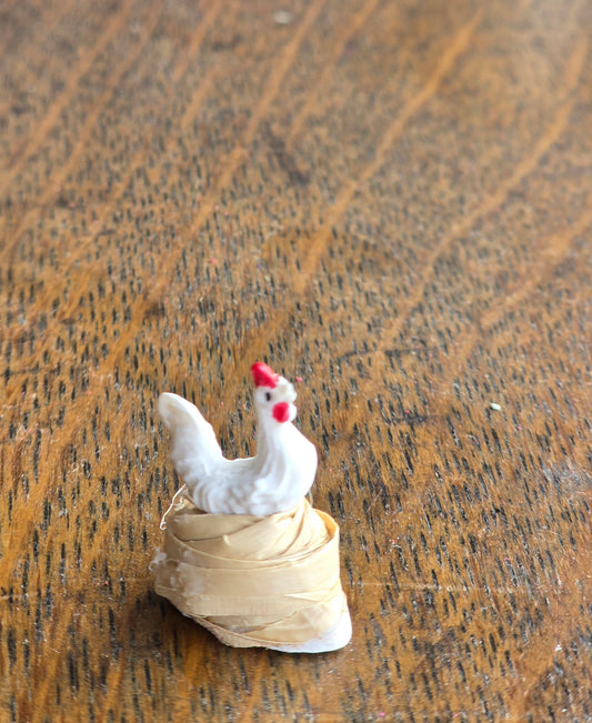 Tiny hen