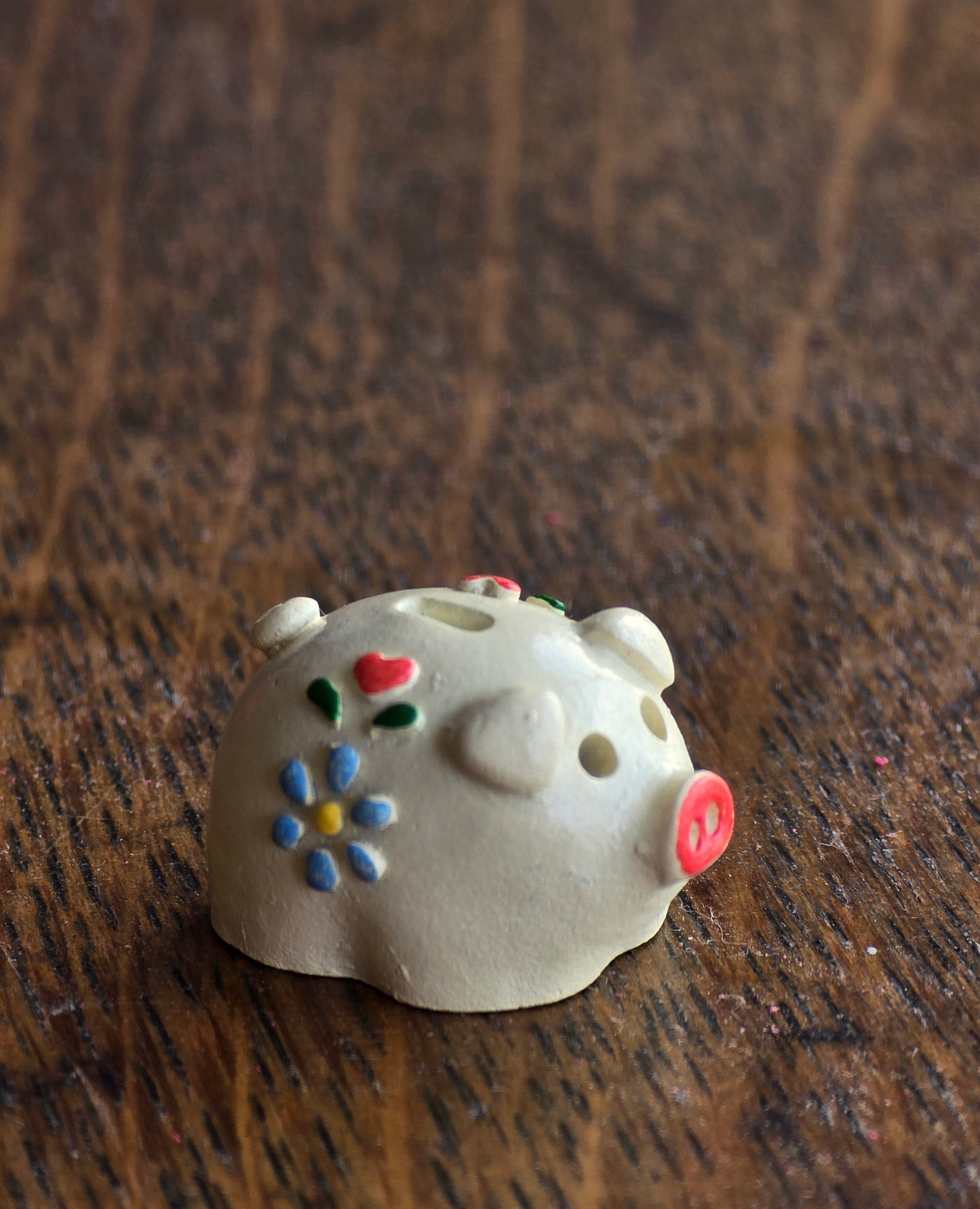 Miniature piggy bank