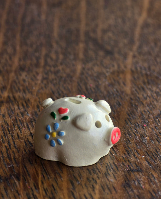 Miniature piggy bank