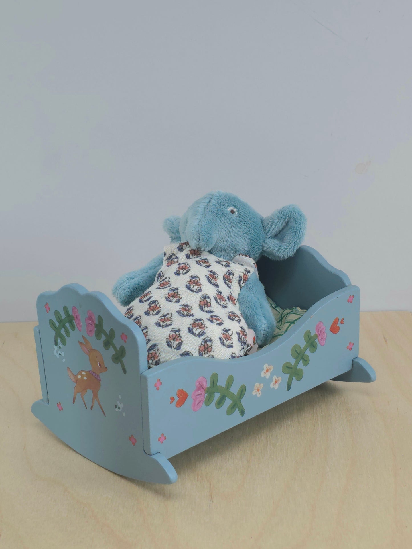 Wooden painted crib