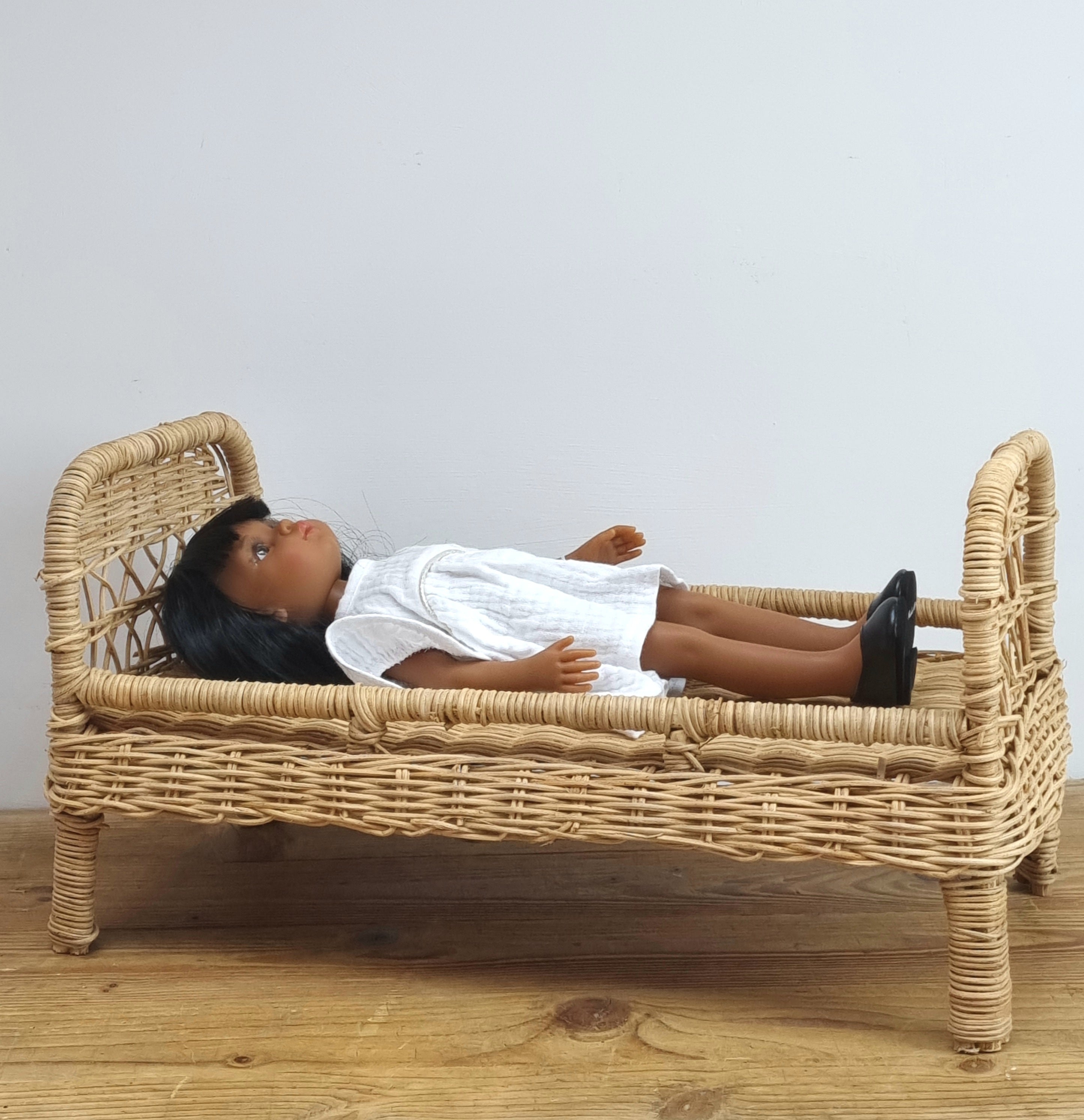 Wicker doll shop bed