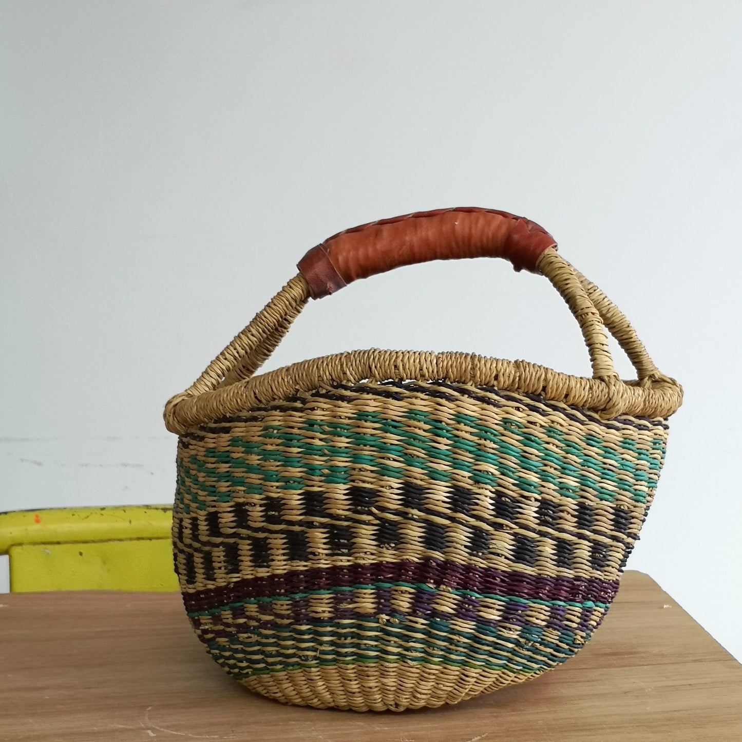 Small bolga basket